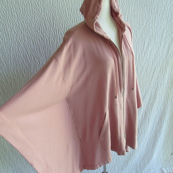 Worth New York Women Pink Poncho M L Oversized with Sleeves Full Zip Pockets - Picture 1 of 7
